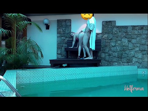 ❤️ Boss invites the maid to the pool but can't resist a hot Sex at en-gb.massagsaransk.ru ️